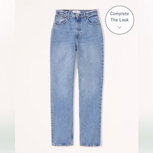 Abercrombie Curve Love Ultra High Rise 90s Straight Jean - 26R - Medium wash